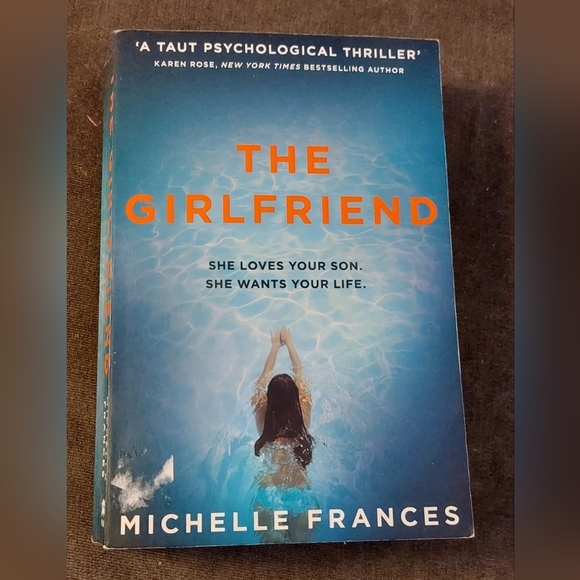 Book The Girlfriend by Michelle Frances Paperback Summer Reading - Picture 1 of 2